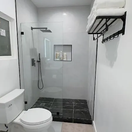 Convenient Location, Close To Disneyland And