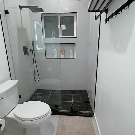 Convenient Location, Close To Disneyland And